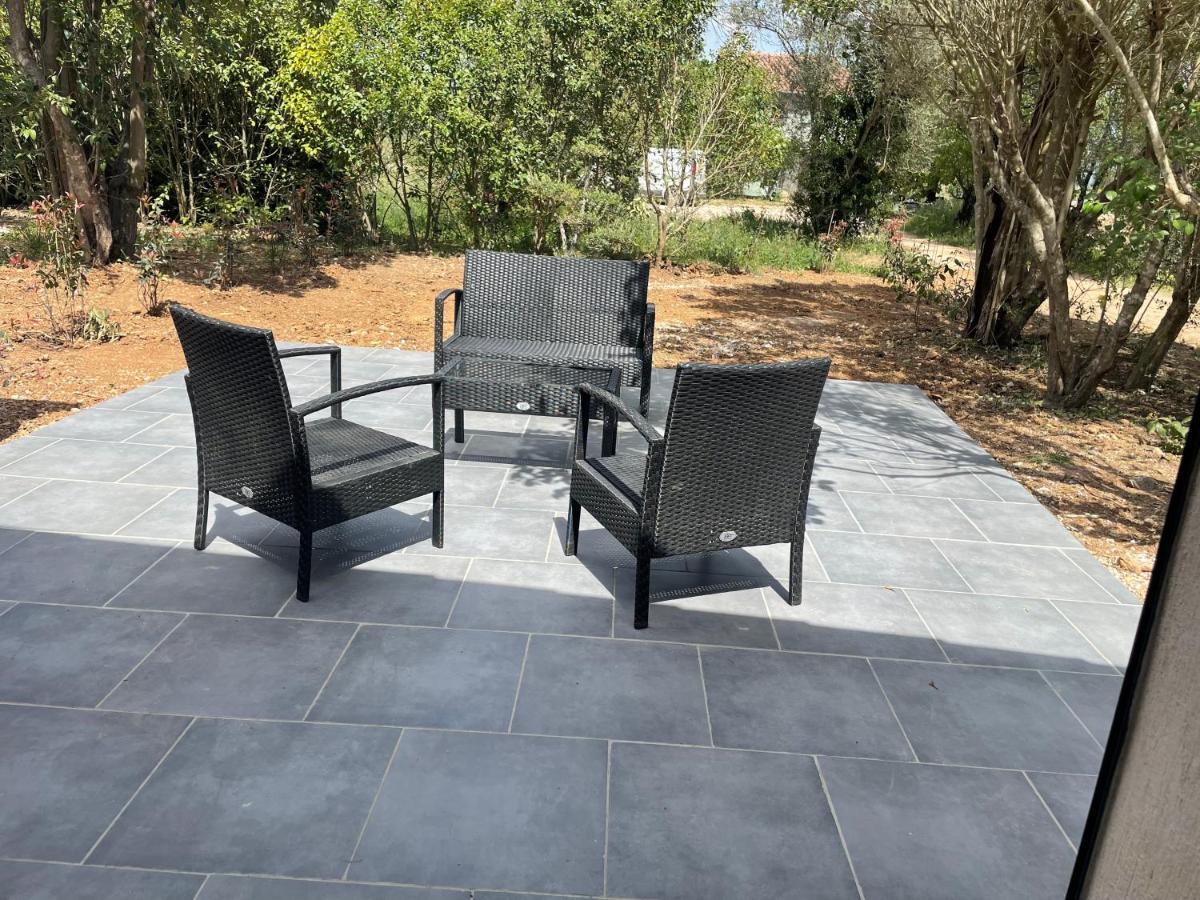 Appartement Avec Jardin Privatif Cuers Dış mekan fotoğraf